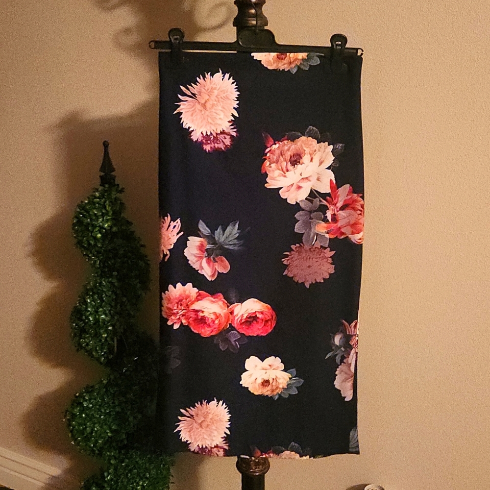 Black Floral Skirt